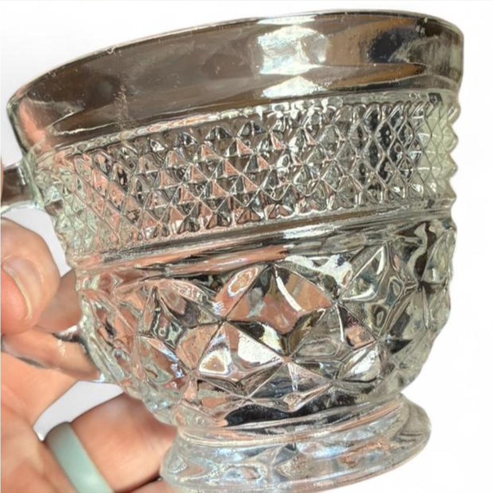 Set of 9 Vintage Anchor Hocking Wexford Pattern Punch Cups Clear Glass 3" Tall - Picture 2 of 4